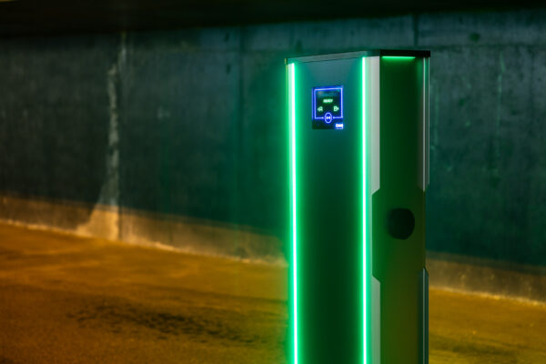 Ladesäule Elinta CityCharge V2 HAK mit Platz für Hausanschlusskasten